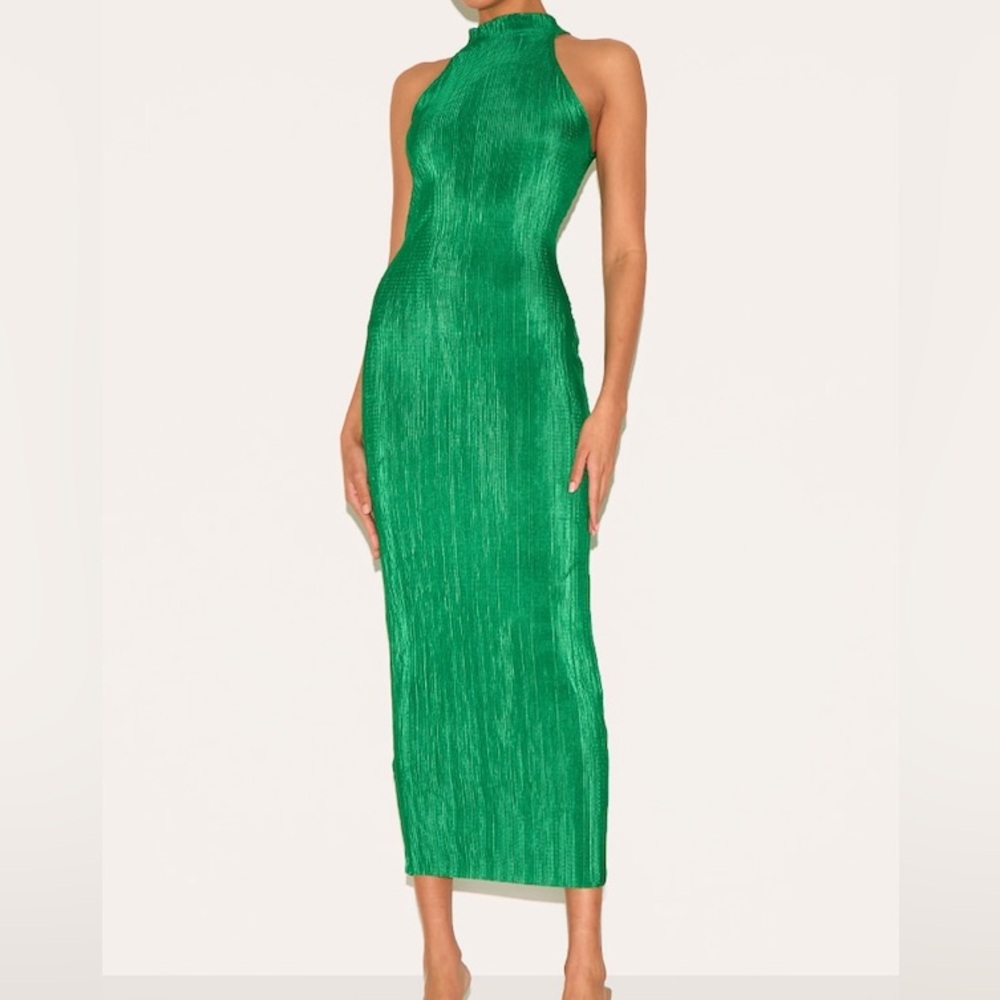 NWT Prettylittlething plisse green dress size 2